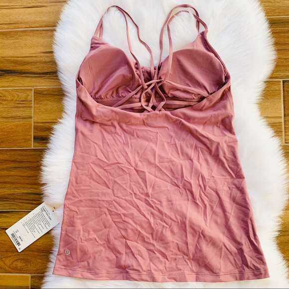 Create your calm tank tight fit figue lululemon 10 - Picture 2 of 5